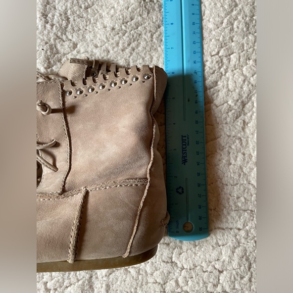 Sam Edelman Katelyn Studded Moccasin Bootie Tan Leather Boot Anthropologie 7 - Picture 7 of 7